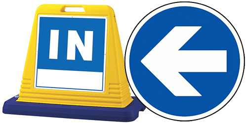 駐車場内外の誘導看板